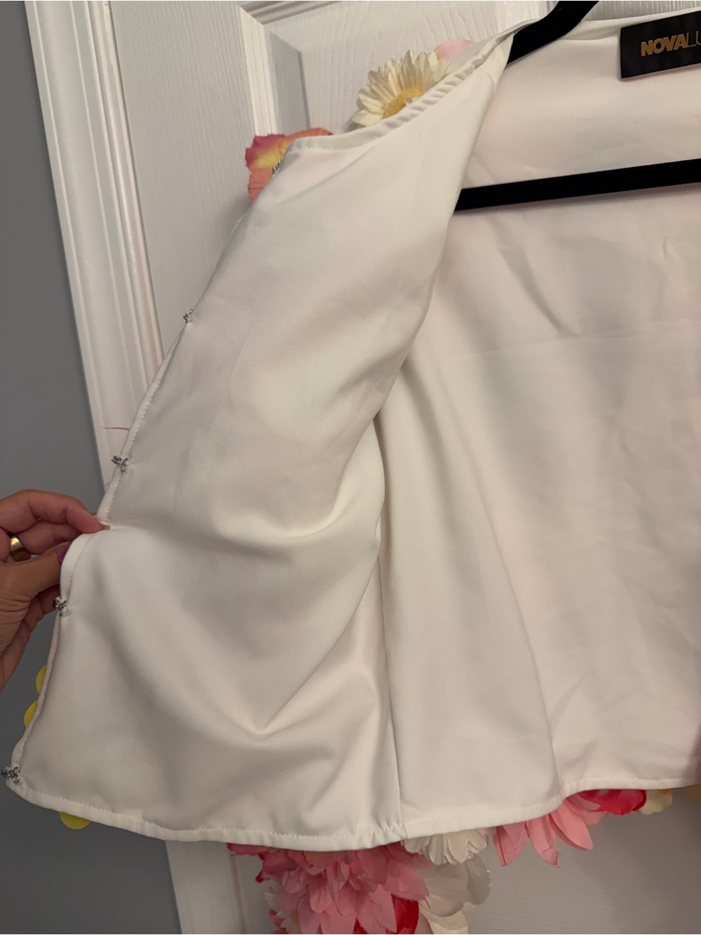 NOVA LUXE Floral Appliqué Women’s Jacket (S) - Picture 5 of 6